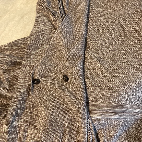 NWOT Taupe Lululemon Sweater Wrap Suze M/L - Picture 6 of 6